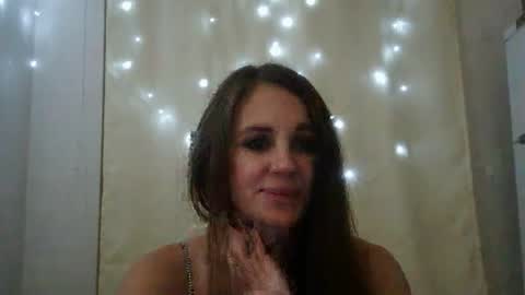 Snapshot of luciemack chatting on 4, 11, 2025 LucieMack online show from 4, 11, 2025
