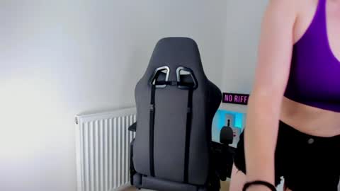 Lucie Winters online show from 2, 7, 2026