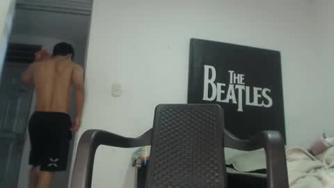 Snapshot of lucifferr_ chatting on 24, 2, 2025 leonel online show from 24, 2, 2025