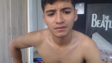 Snapshot of lucifferr_ chatting on 23, 9, 2025 leonel online show from 23, 9, 2025