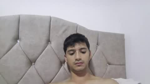 Snapshot of lucifferr_ chatting on 25, 6, 2026 leonel online show from 25, 6, 2026