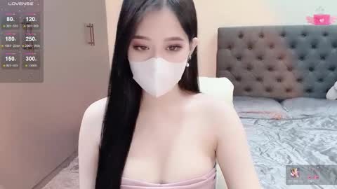 lucii04 online show from 14, 1, 2026