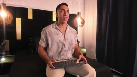 Snapshot of lucio__fox chatting on 22, 4, 2026 Lucio online show from 22, 4, 2026