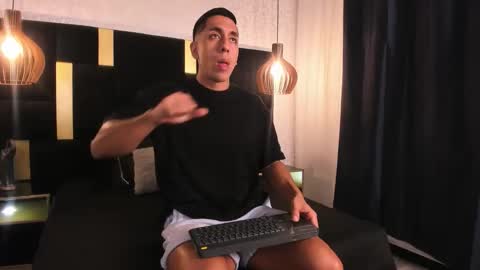 Snapshot of lucio__fox chatting on 23, 4, 2026 Lucio online show from 23, 4, 2026