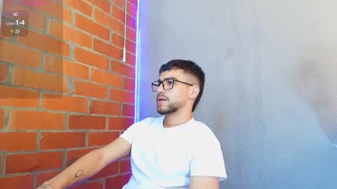 Snapshot of lucky_blessed chatting on 11, 9, 2025 lucky_blessed online show from 11, 9, 2025