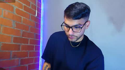 Snapshot of lucky_blessed chatting on 16, 10, 2025 lucky_blessed online show from 16, 10, 2025