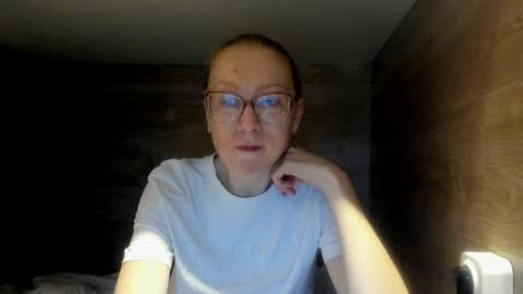 lucky_licky20 online show from 31, 1, 2025