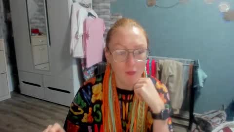 lucky_licky20 online show from 5, 10, 2025