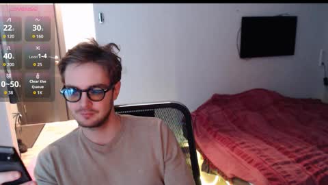 Snapshot of lucky_swimmer chatting on 5, 12, 2025 Iron Jhon online show from 5, 12, 2025