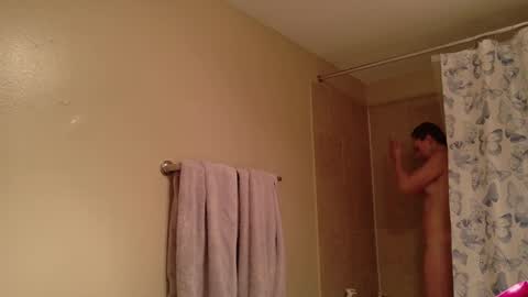 Snapshot of luckyducky02 chatting on 9, 1, 2026 Lucky online show from 9, 1, 2026