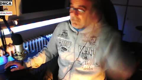        call me  Stefan online show from 18, 1, 2025