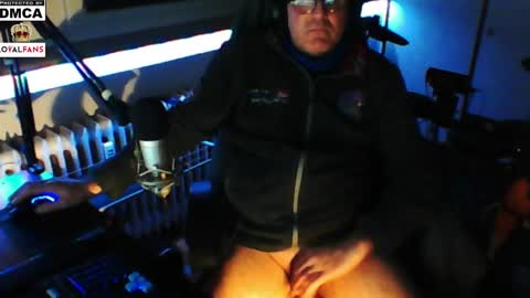        call me  Stefan online show from 8, 2, 2025