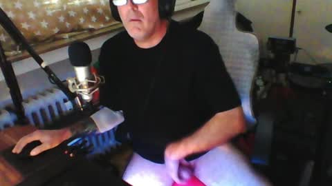        call me  Stefan online show from 13, 7, 2026