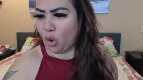 Snapshot of luckylee1992 chatting on 8, 11, 2025 luckylee1992 online show from 8, 11, 2025