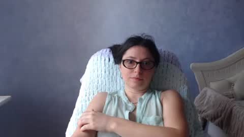 Snapshot of luckylinda23 chatting on 20, 6, 2026 luckylinda23 online show from 20, 6, 2026