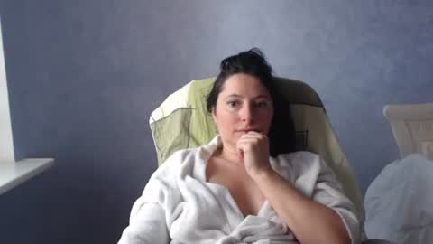 Snapshot of luckylinda23 chatting on 5, 7, 2026 luckylinda23 online show from 5, 7, 2026