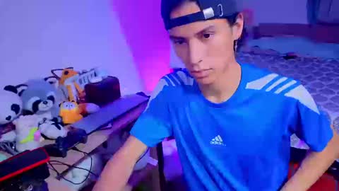 Lu Independent Model online show from 20, 9, 2025