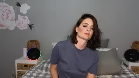 Lucy online show from 4, 4, 2026