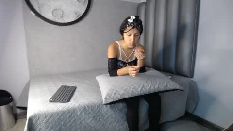 Snapshot of lucy__23 chatting on 12, 9, 2025 online show from 12, 9, 2025