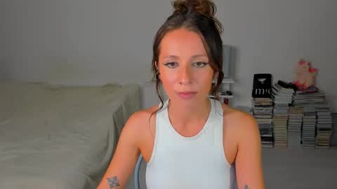 Snapshot of lucy__ray chatting on 16, 9, 2025 lucy__ray online show from 16, 9, 2025
