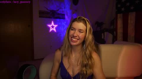 Snapshot of lucy_gooosey chatting on 7, 2, 2025 Lucy. online show from 7, 2, 2025