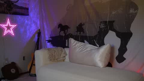 Snapshot of lucy_gooosey chatting on 10, 3, 2025 Lucy. online show from 10, 3, 2025