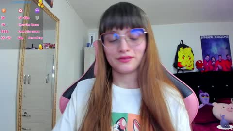 Snapshot of lucy_hess_ chatting on 10, 1, 2025 Lucy online show from 10, 1, 2025