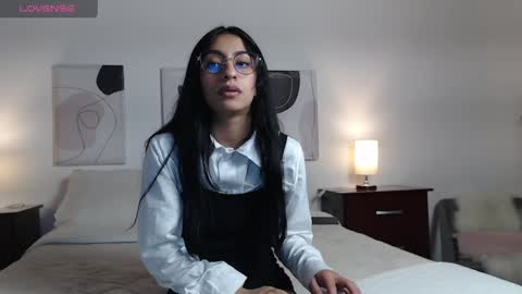 Snapshot of lucy_joi chatting on 31, 1, 2025 Luciana online show from 31, 1, 2025