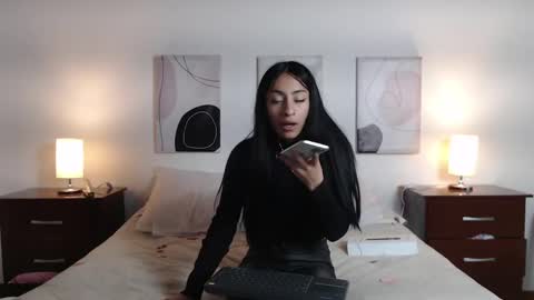 Snapshot of lucy_joi chatting on 13, 2, 2025 Luciana online show from 13, 2, 2025