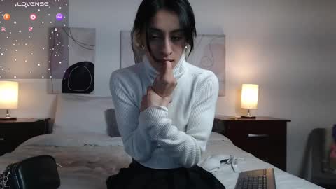 Snapshot of lucy_joi chatting on 28, 2, 2025 Luciana online show from 28, 2, 2025