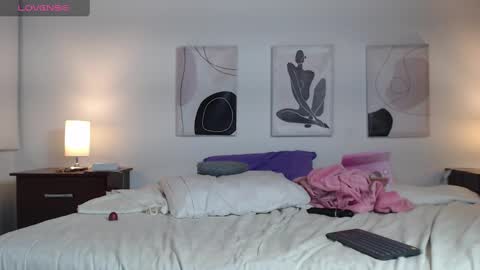 Snapshot of lucy_joi chatting on 8, 3, 2025 Luciana online show from 8, 3, 2025