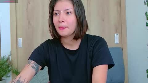 Lucy online show from 18, 4, 2026