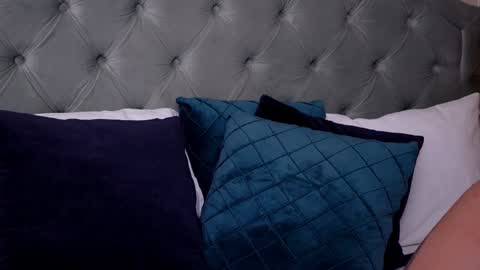 LucyAddison online show from 27, 1, 2025