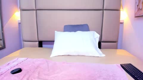 Lucy online show from 17, 3, 2026