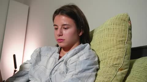 Snapshot of lucyrait chatting on 7, 12, 2024 Lucy online show from 7, 12, 2024