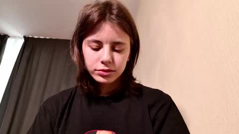 Snapshot of lucyrait chatting on 26, 2, 2025 Lucy online show from 26, 2, 2025