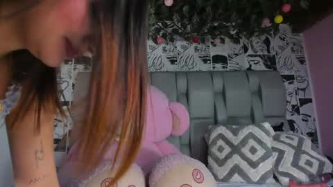 Snapshot of lucyrosse_ chatting on 15, 5, 2026 Lucy online show from 15, 5, 2026