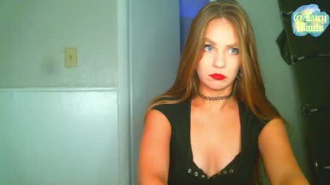 Snapshot of lucywants chatting on 14, 7, 2026 Goddess Lucy lucywants online show from 14, 7, 2026