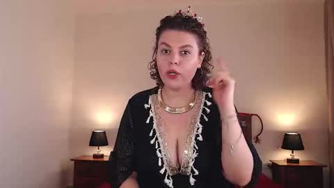 Call me Lucy online show from 18, 10, 2025