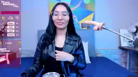 Lucy Liiu online show from 12, 9, 2025