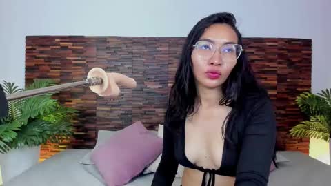 Lucy Liiu online show from 27, 3, 2026