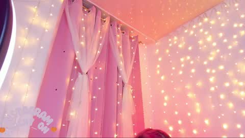 LUCYY FROM HOME  online show from 29, 1, 2025