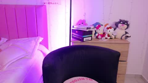 LUCYY FROM HOME  online show from 21, 10, 2025