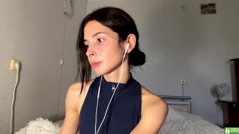 Snapshot of ludivinablice chatting on 22, 7, 2026 Mika online show from 22, 7, 2026