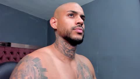 Luigi Vitale online show from 1, 1, 2025