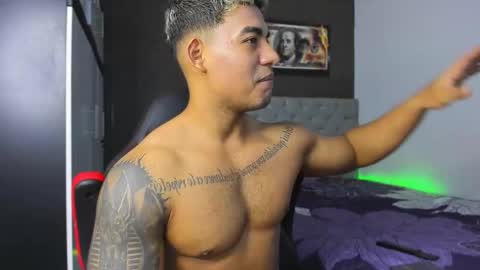 Snapshot of luigi_hot_ chatting on 13, 9, 2025 Luigi Independent model online show from 13, 9, 2025