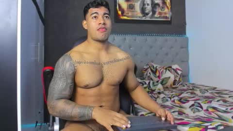 Snapshot of luigi_hot_ chatting on 2, 12, 2025 Luigi Independent model online show from 2, 12, 2025