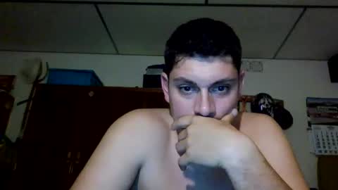 Snapshot of luis2423 chatting on 23, 9, 2025 A slave to the mistress.. un esclavo para las amas dominantes. online show from 23, 9, 2025