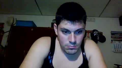 Snapshot of luis2423 chatting on 30, 9, 2025 A slave to the mistress.. un esclavo para las amas dominantes. online show from 30, 9, 2025