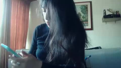 Snapshot of luisa_hollmes chatting on 10, 11, 2025 luisa_hollmes online show from 10, 11, 2025